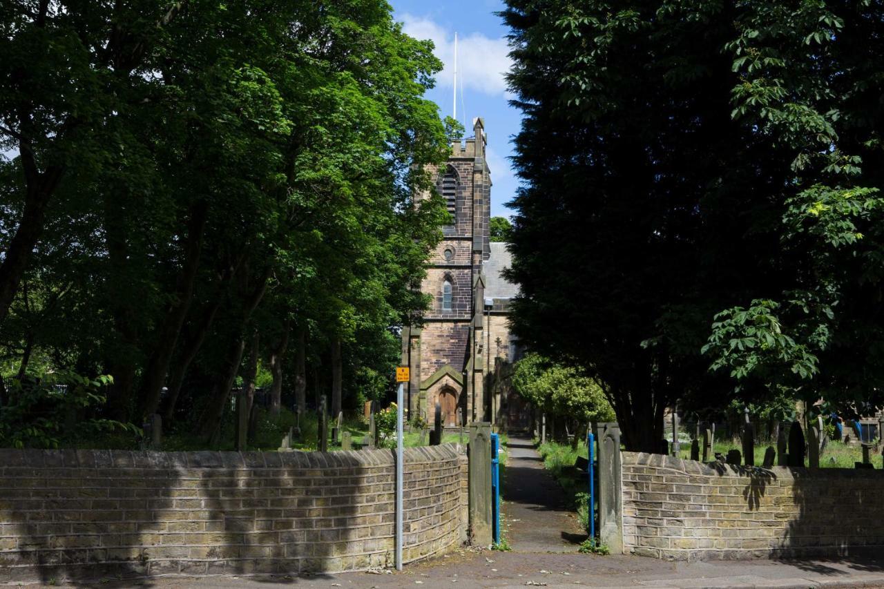 הודרספילד The Retreat At Plover Cottage Lindley מראה חיצוני תמונה